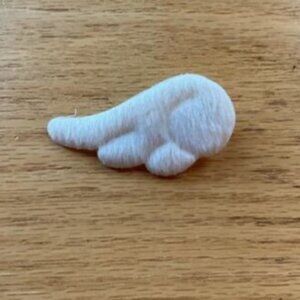 White Plush Angel Hair Clip For Kids Or Adults